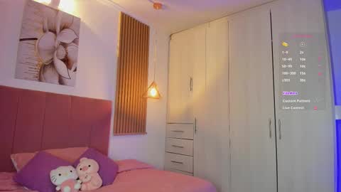 Mia Nevaeh - follow me online show from September 12, 8:42 pm