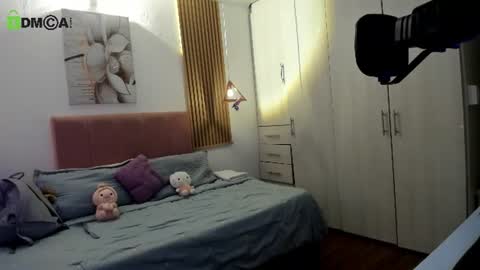 Snapshot of mia_nevaeh chatting on June 16, 8:00 pm Mia Nevaeh - follow me online show from June 16, 8:00 pm