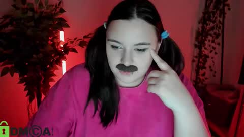 Snapshot of mia_r0ss chatting on February 20, 6:26 am Mia online show from February 20, 6:26 am