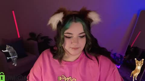Snapshot of mia_r0ss chatting on March 25, 1:33 am Mia online show from March 25, 1:33 am