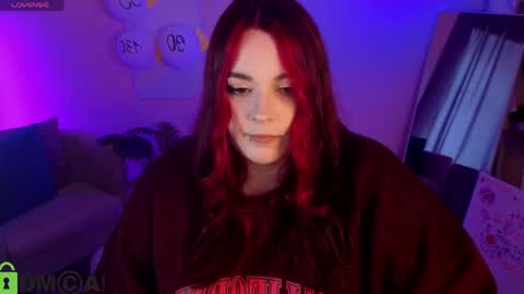 Snapshot of mia_r0ss chatting on May 3, 1:00 am Mia online show from May 3, 1:00 am