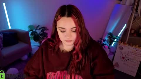 Snapshot of mia_r0ss chatting on May 30, 1:25 am Mia online show from May 30, 1:25 am