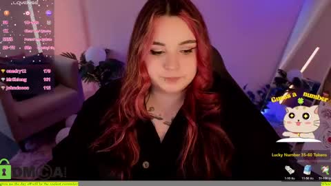 Snapshot of mia_r0ss chatting on June 5, 6:52 am Mia online show from June 5, 6:52 am