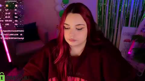 Mia online show from July 14, 2:05 am