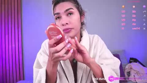 Mia Reeves online show from September 27, 2:00 pm