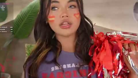 Snapshot of mia_rosalie chatting on July 19, 8:12 pm mia_rosalie online show from July 19, 8:12 pm