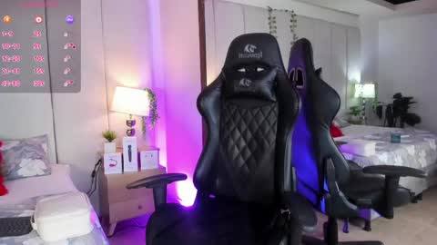 Snapshot of mia_rousse25 chatting on April 25, 7:22 pm mia rousse25 online show from April 25, 7:22 pm