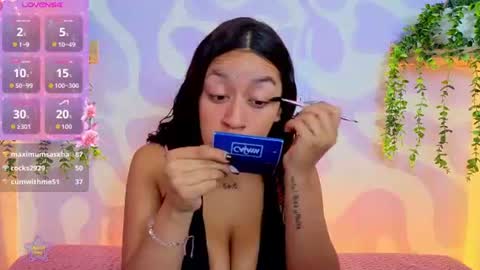 Mia . online show from June 20, 1:58 pm