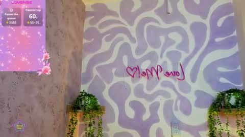 Mia . online show from June 26, 12:31 pm