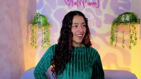 Mia . online show from July 13, 2:20 pm