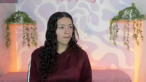 Mia . online show from July 27, 12:34 pm