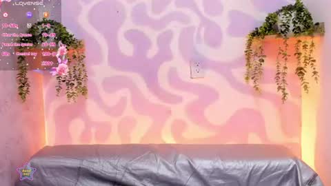 Mia . online show from July 29, 12:36 pm
