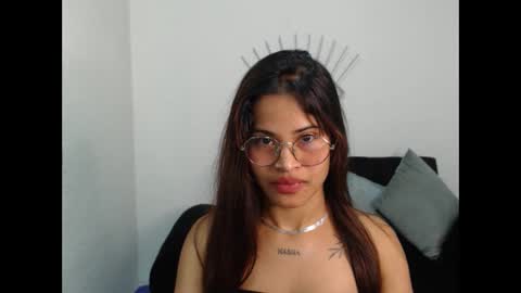 mia_sexgirl online show from September 15, 12:49 pm