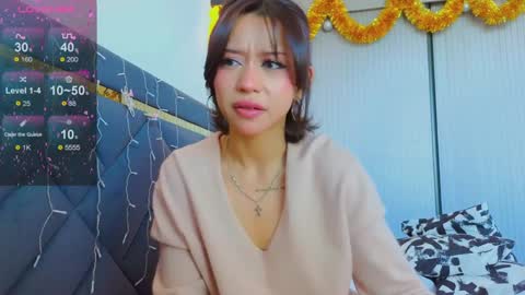 Mia online show from December 22, 6:39 am