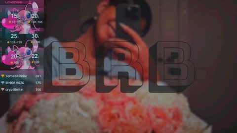 Mia online show from January 7, 10:01 am