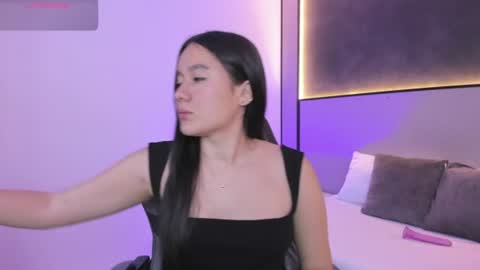 M I A online show from July 22, 12:19 pm