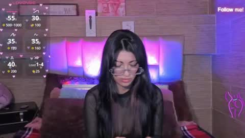 Snapshot of mia_smoke_ chatting on July 7, 12:13 am Mia online show from July 7, 12:13 am