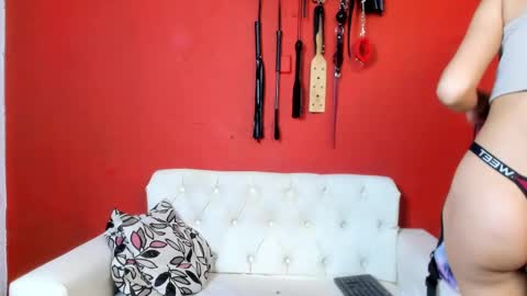 Mia sophiia online show from February 27, 5:02 am