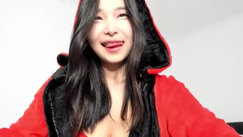  Your Soyun  online show from November 6, 5:03 pm