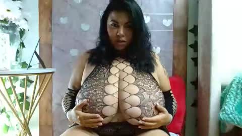 Mia squirt big INDEPENDENT MODEL...ONLYFANS  online show from March 8, 2:54 pm