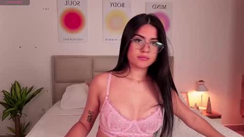 MIA online show from December 8, 8:04 pm