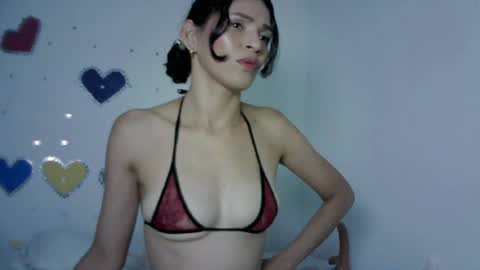 Snapshot of mia_suarez4 chatting on May 28, 12:41 am MIA suarez4 online show from May 28, 12:41 am