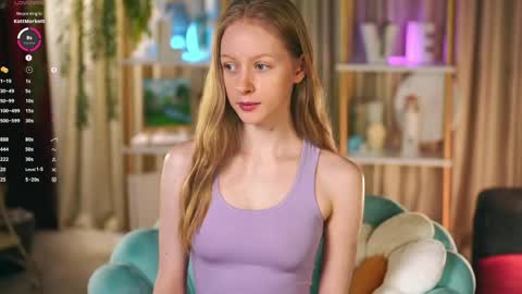 Snapshot of mia_vebes chatting on March 27, 4:07 pm Mia online show from March 27, 4:07 pm