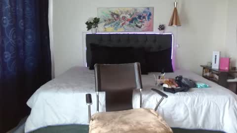 MIA  online show from October 12, 2:05 pm