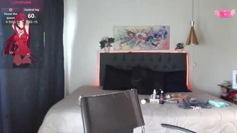 MIA  online show from November 13, 1:54 pm