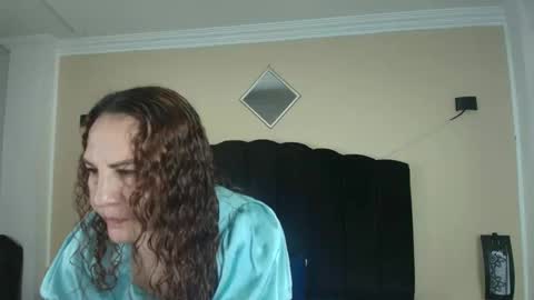 MIA VELVET online show from September 18, 11:56 am