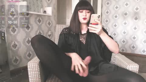 mia_wallase online show from January 28, 7:43 am
