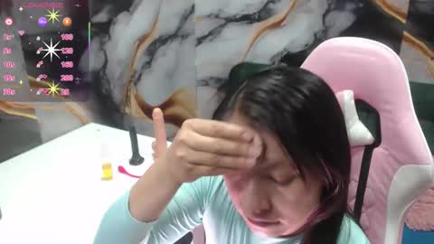 mia_wetts online show from October 11, 12:04 pm