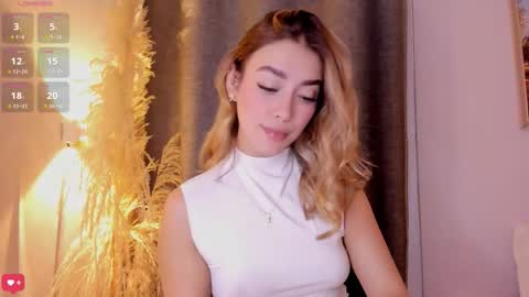 Mia White  online show from September 13, 12:27 pm