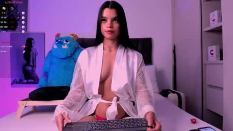    online show from December 21, 1:36 am