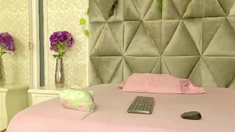 Snapshot of miaa_grace_ chatting on March 23, 12:42 pm MIIA online show from March 23, 12:42 pm