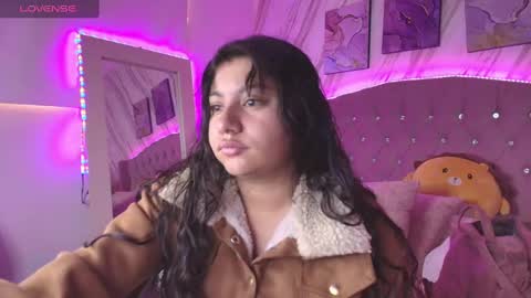 miaa_smiith1 online show from December 2, 11:45 am