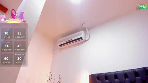 mia sofia online show from October 31, 7:26 pm