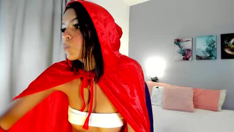 Snapshot of miaa_z chatting on October 10, 1:43 pm Miaa online show from October 10, 1:43 pm