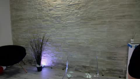 Snapshot of miaaangell chatting on March 17, 5:55 am Mia Angel online show from March 17, 5:55 am