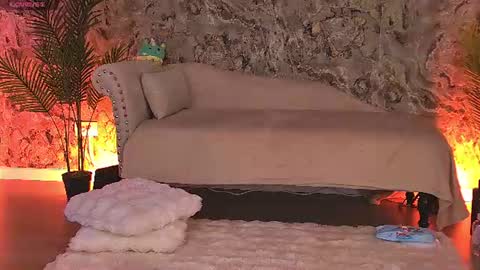 miaaddisonnn online show from June 19, 2:21 pm