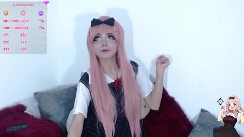 Mia online show from December 16, 9:52 pm
