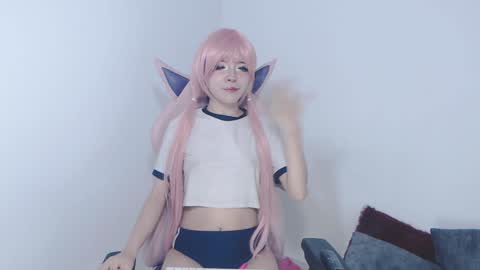 Mia online show from February 6, 10:43 pm