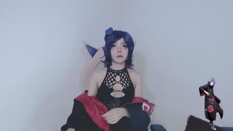 Mia online show from February 8, 11:02 pm