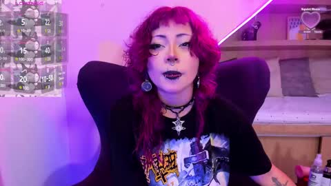 Mia online show from February 11, 12:37 pm