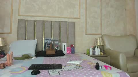 Snapshot of miaasummer chatting on June 14, 12:18 pm Miaasummer online show from June 14, 12:18 pm