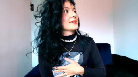miabeautyxxx online show from April 9, 2:22 pm
