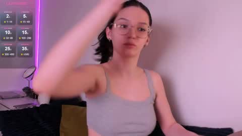 mia online show from May 1, 9:41 pm