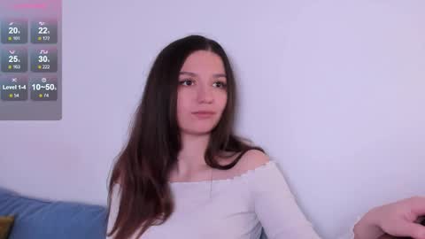 mia online show from May 16, 10:36 am