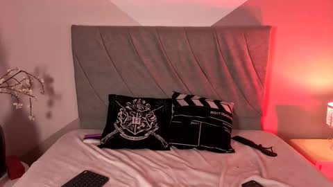 miablack_k online show from October 10, 9:47 pm