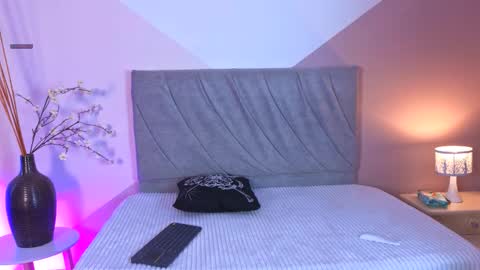 miablack_k online show from November 9, 8:29 pm